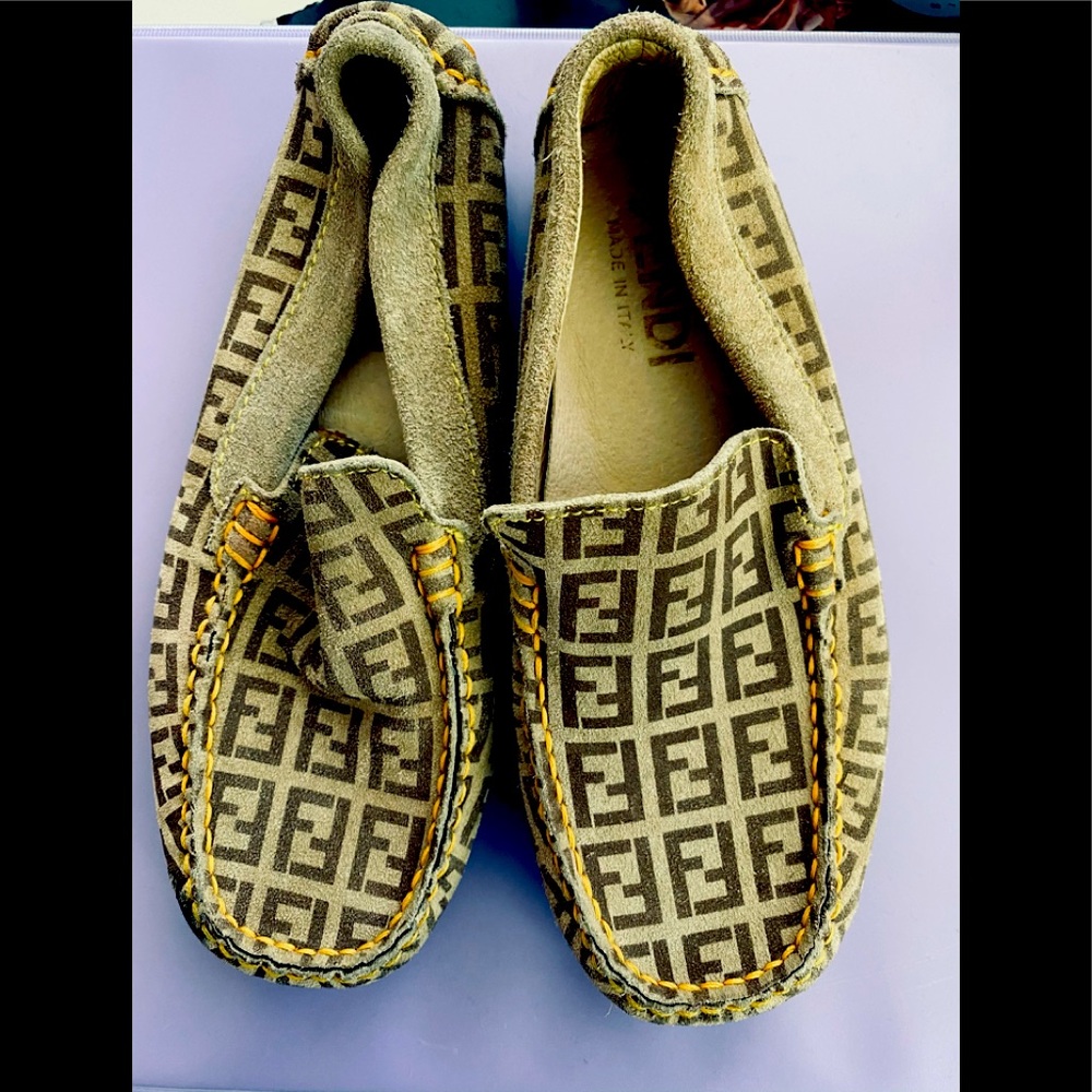 Kids loafers